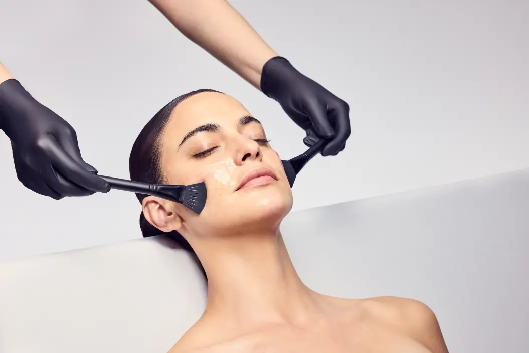DOCTOR BABOR PRO Behandlung mit professionellem Maskenauftrag